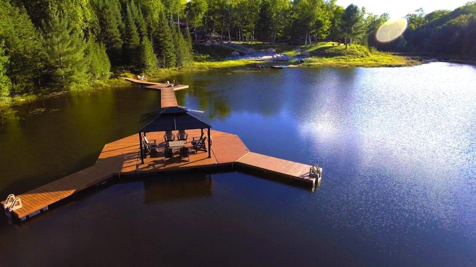 Footprints Resort Банкрофт Екстериор снимка